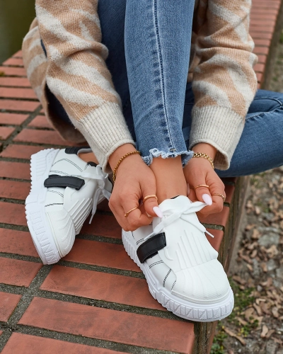 Черно-бели дамски спортни обувки с гумени вложки Inika - Обувки