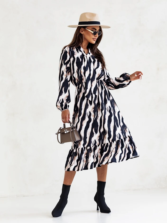 Royalfashion Дамска миди рокля с принт