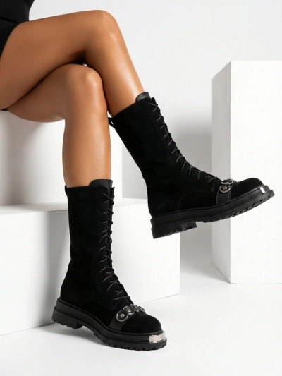 Royalfashion Дамски ботуши с дантела Werces