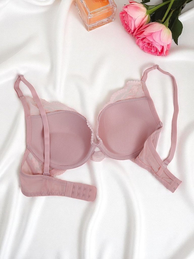 Royalfashion Дамски сутиен push-up с дантела Luna Push-Up