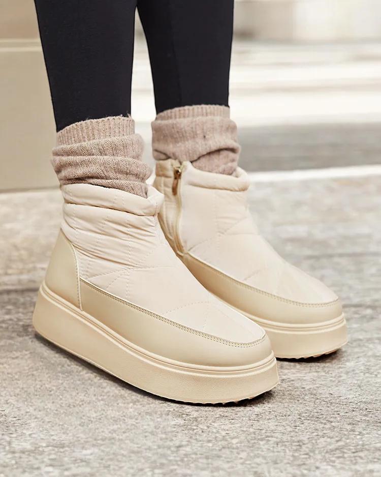 Royalfashion Дамски ботуши за сняг в бежов цвят Fopinia