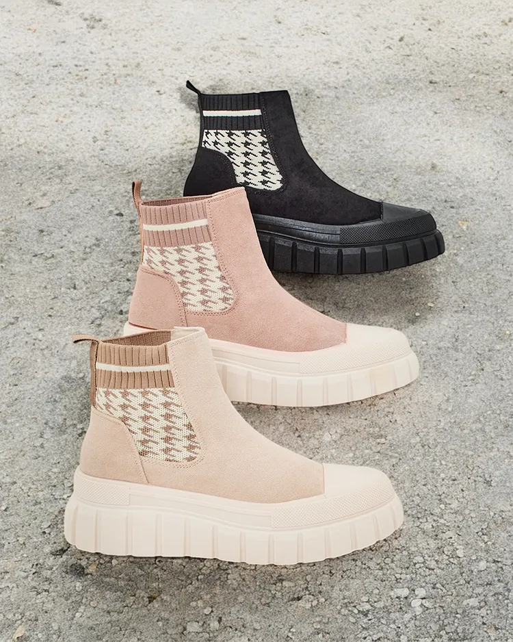 Дамски ботуши на прослойка Royalfashion Roniv