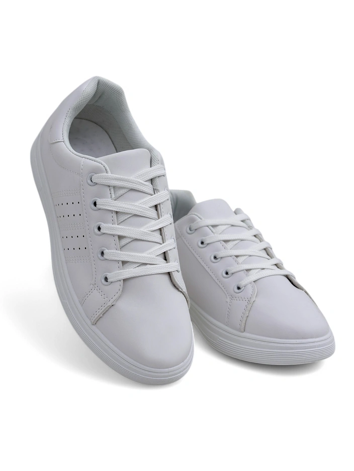 Royalfashion Дамски спортни обувки с дантела Fogod