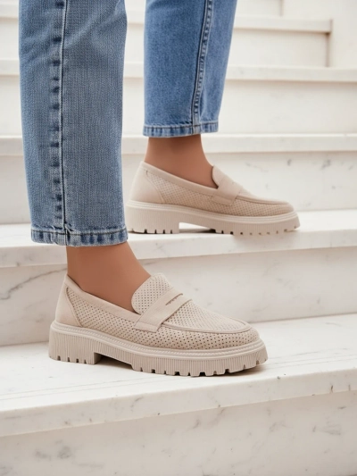 Дамски лоуфъри Callista бежови, екологична кожа, плосък ток 4 см