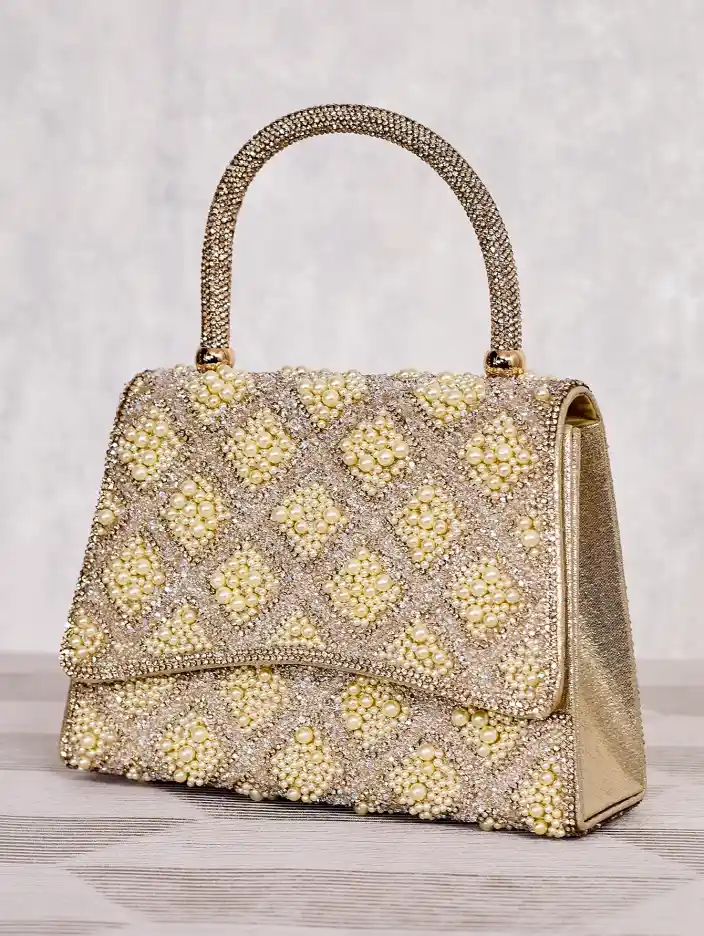 Royalfashion Малка дамска чанта с камъни и перли