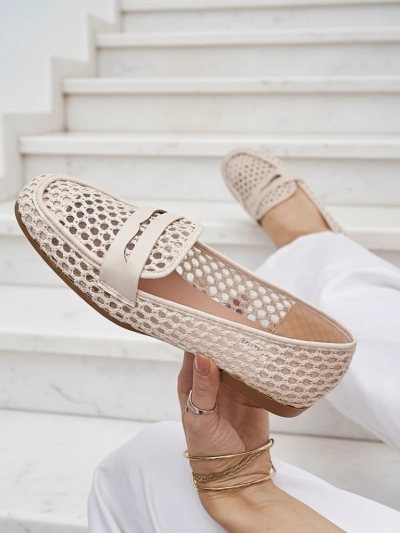 Бежови мокасини Royalfashion Primavera Aelia от плат с бадемов нос