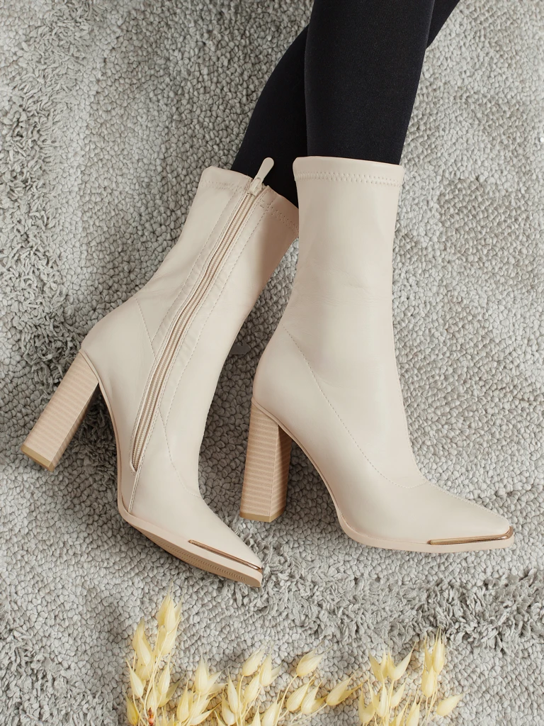 Дамски еко кожени боти до глезена на ток Morvella