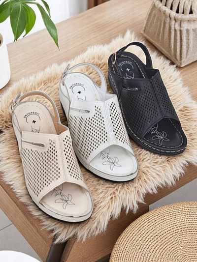 Royalfashion Дамски сандали на нисък ток Mira