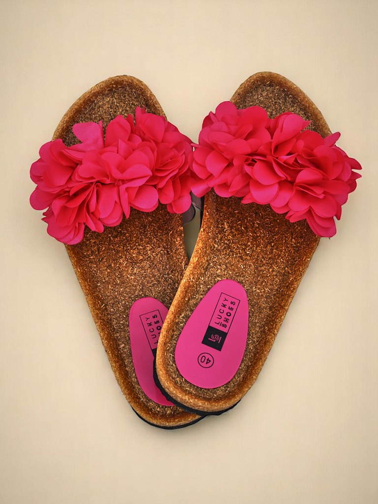 Royalfashion Дамски чехли с цветчета Flora Soft