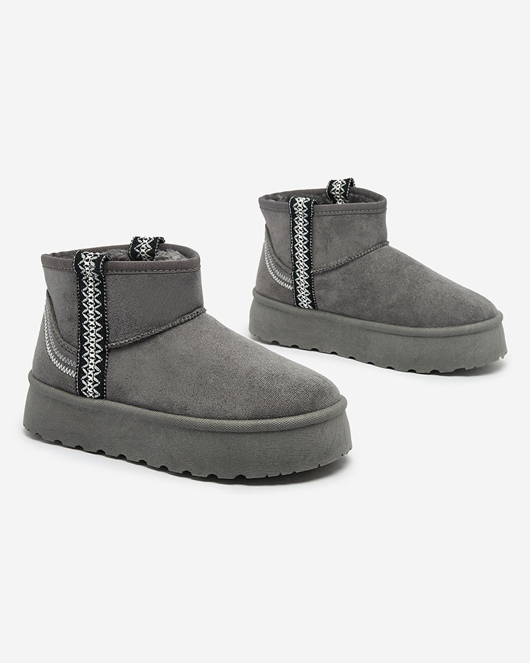 Royalfashion Дамски къси ботуши a'la snow boots with ornament Erititta