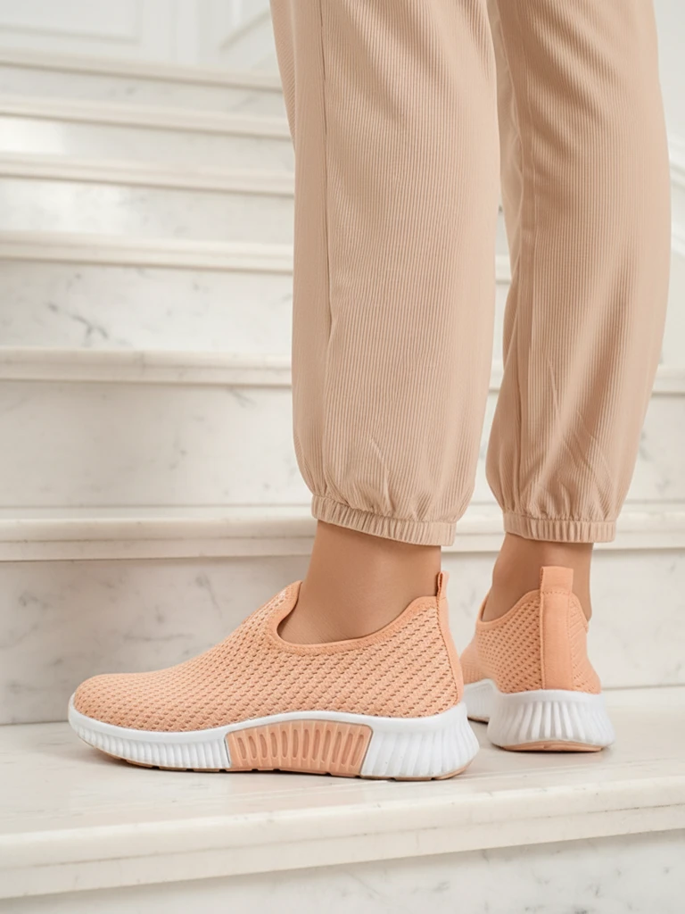 Athena Розови Дамски Спортни Обувки