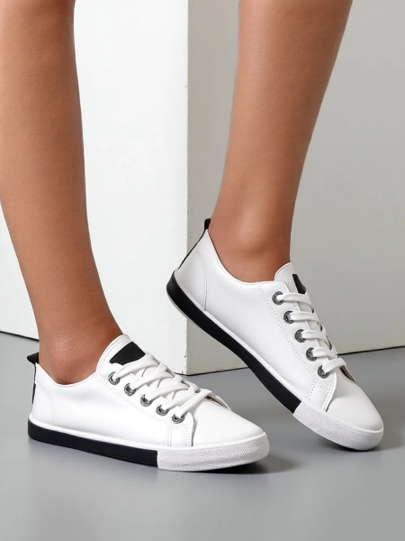 Royalfashion Дамски ажурни кецове Tareb