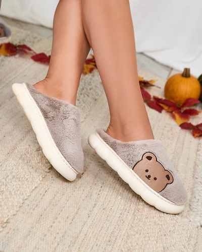 Royalfashion Дамски чехли от естествена кожа с мече в сиво Fetemes