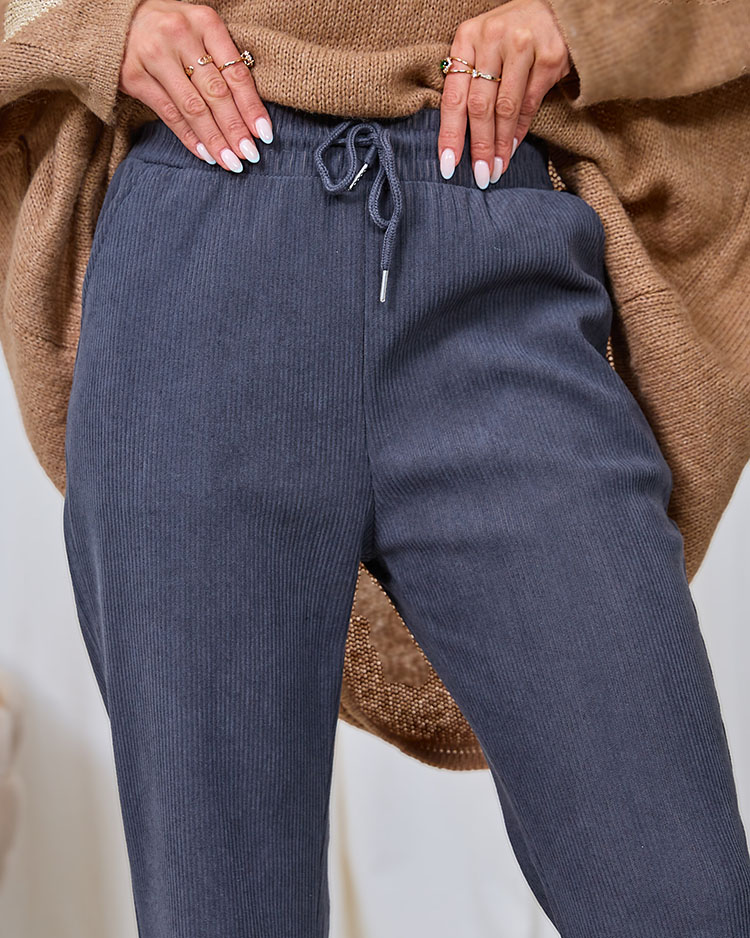 Royalfashion Дамски панталон от велурена материя в тъмно сиво