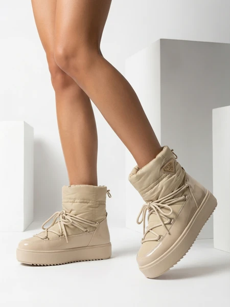 Royalfashion Дамски ботуши a'la snow boots в светлокафяво Vevnose