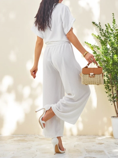 Royalfashion Женски комплект с вързан къс ръкав и разкроени панталони с камъчета