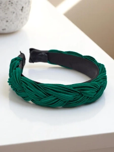 тъмнозелено