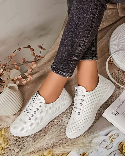 Royalfashion Дамски ажурни маратонки Umurra