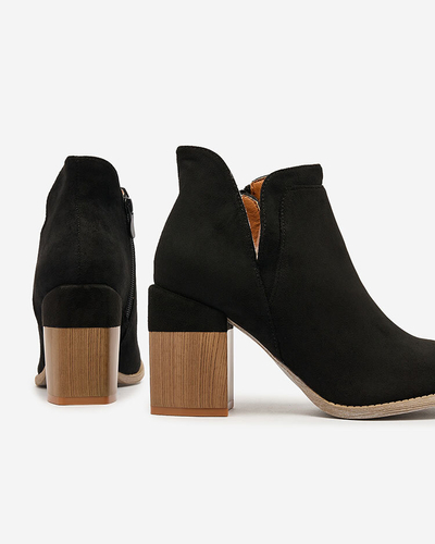 Royalfashion Черни дамски ботуши на ток Ricteas