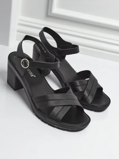 Royalfashion Дамски сандали на дебел ток SoleAura