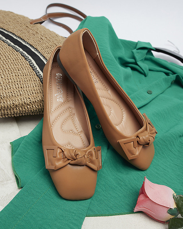 Дамски балерини в цвят камила с декорация на носа Caxien- Footwear