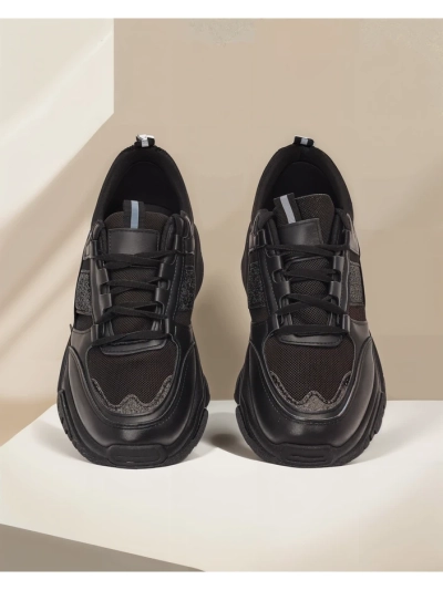 Дамски сникърси Arete Nero на равна подметка от екологична кожа