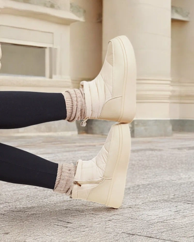 Royalfashion Дамски ботуши за сняг в бежов цвят Fopinia