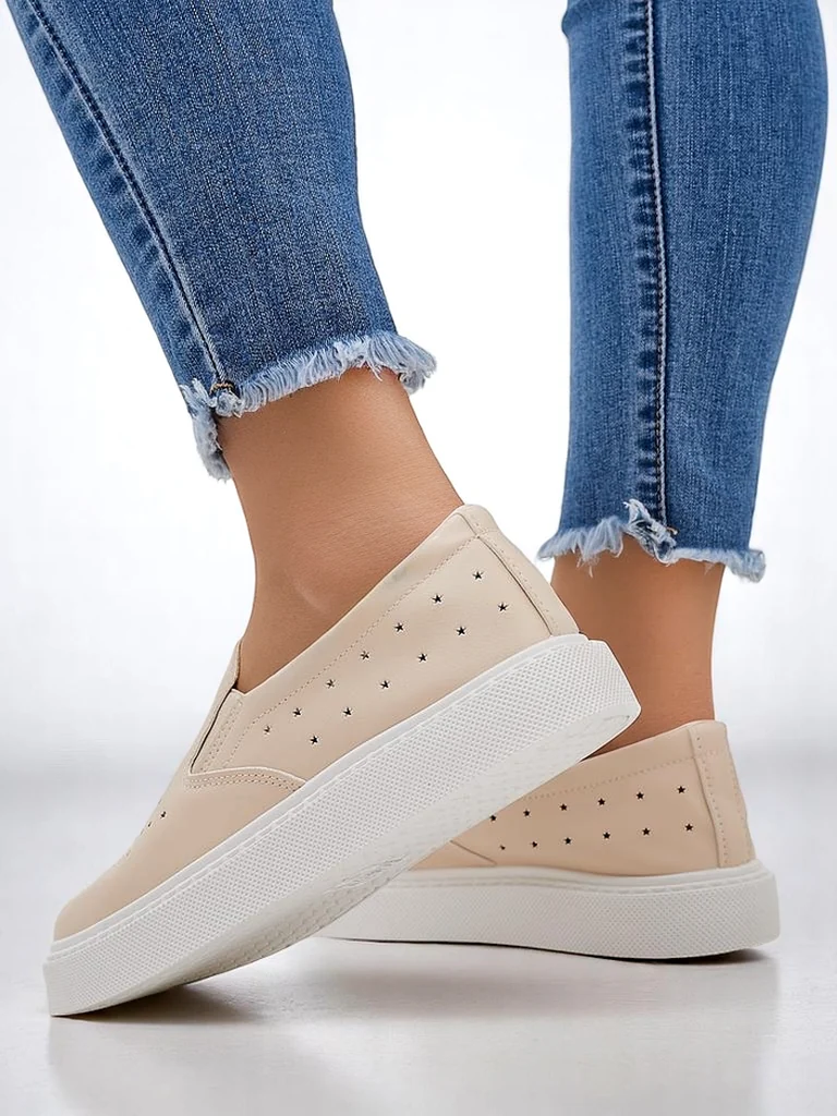 Royalfashion Дамски спортни обувки с перфорация, тип шнур Vaned