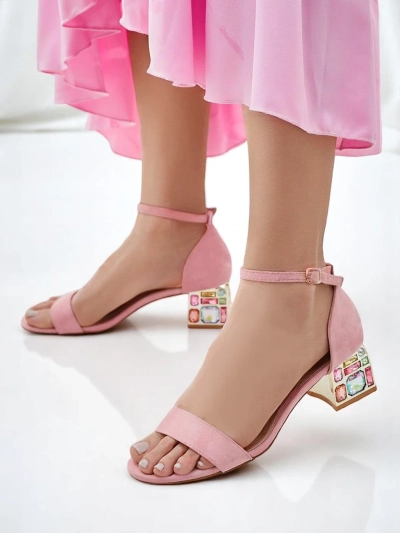 Royalfashion Жени сандали с декоративен ток Ballou