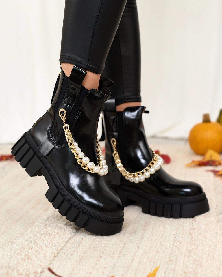 Royalfashion Черни дамски ботуши Zifosca