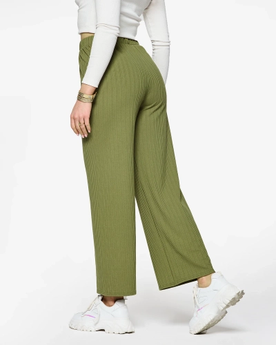 Зелен широк дамски панталон с ребра - Облекло