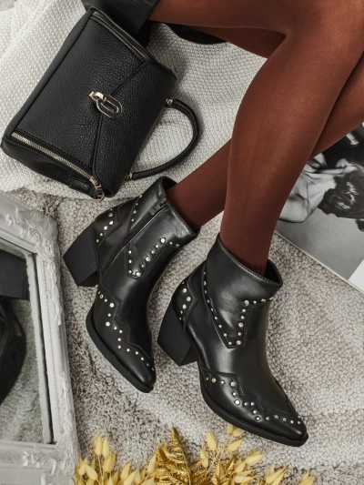 Дамски каубойски ботуши на ток с нитове Glaciere