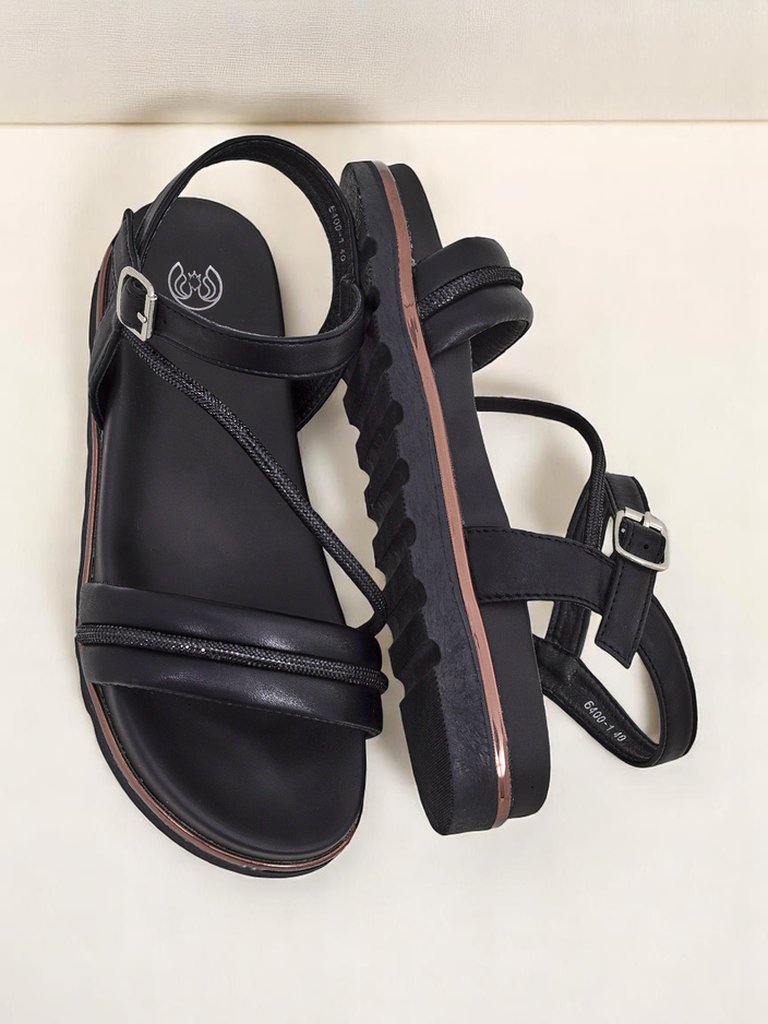 Royalfashion Дамски сандали на платформа с камъни Magnol