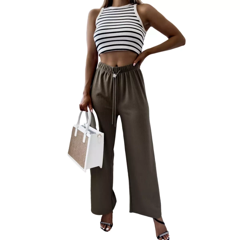 Зелен широк дамски панталон с ребра - Облекло