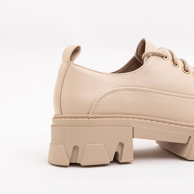 Beżowe półbuty na płaskim obcasie Eqoia - Obuwie