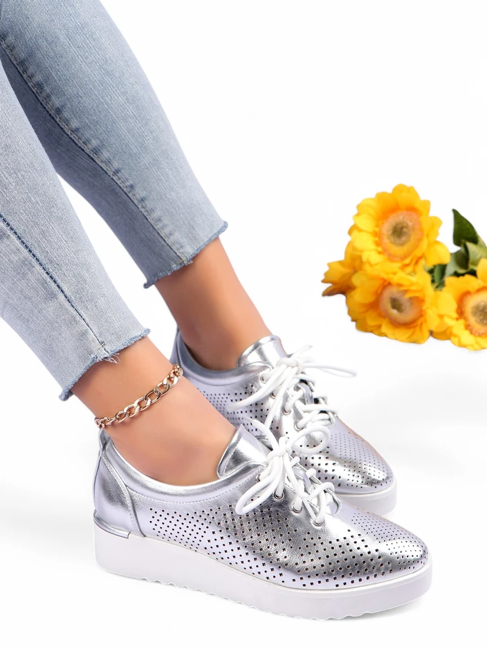 Royalfashion Женски перфорирани обувки Gofielle