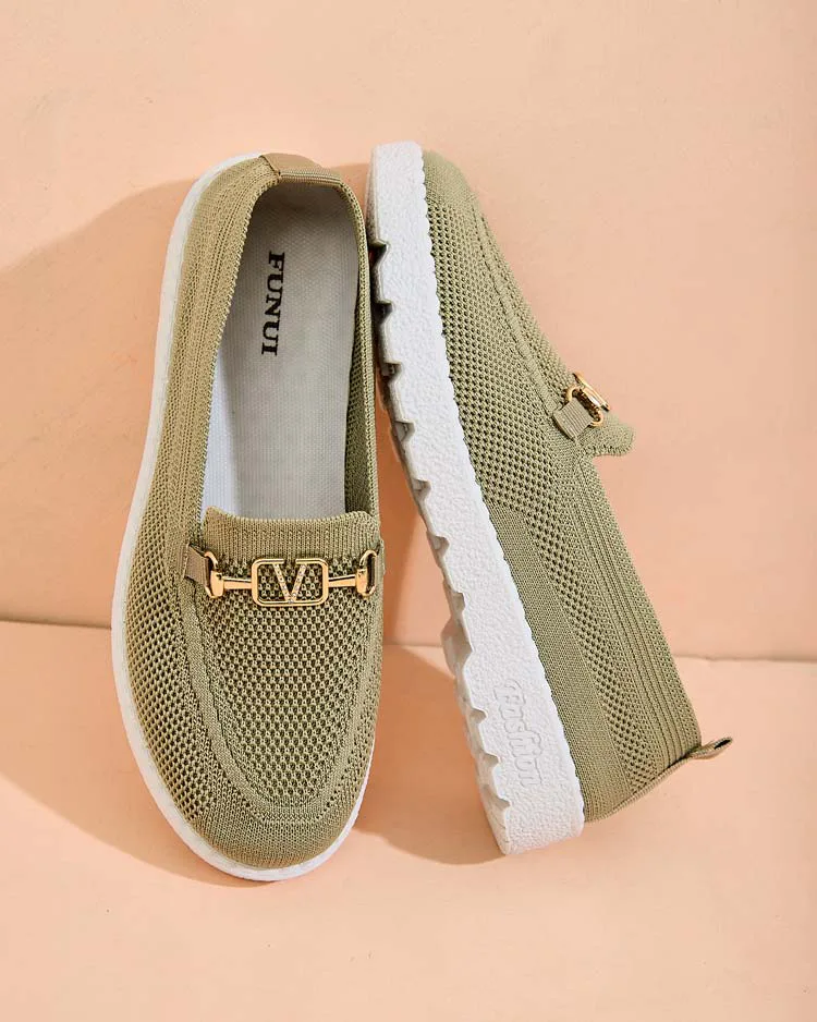 Royalfashion Дамски мокасини от плат със златна украса Erticae