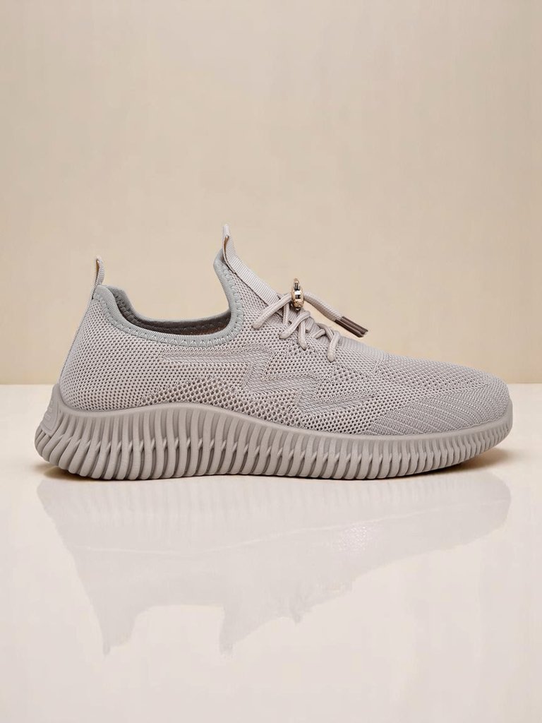 Aurelia Bianca – бели дамски сникърси Royalfashion на равна подметка