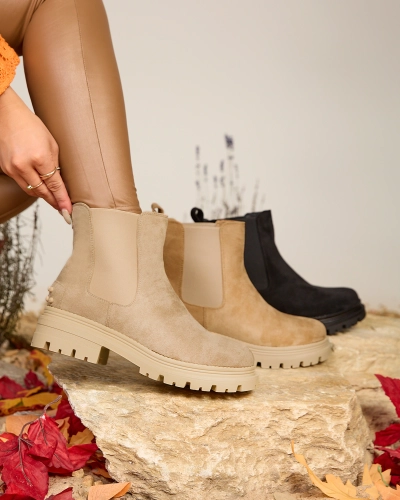 Royalfashion Бежови дамски ботуши с изолация Comfy Walk