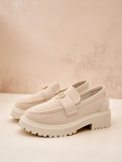 Дамски лоуфъри Callista бежови от еко велур на плоска подметка 4 см