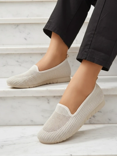 Moda Bella Бежови Дамски Обувки на Равна Подметка