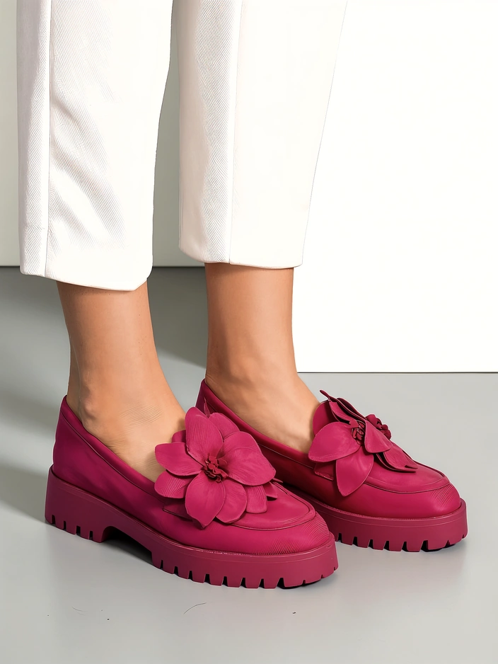 Кожени лофери за жени Royalfashion от екосуета с цвете Floverse