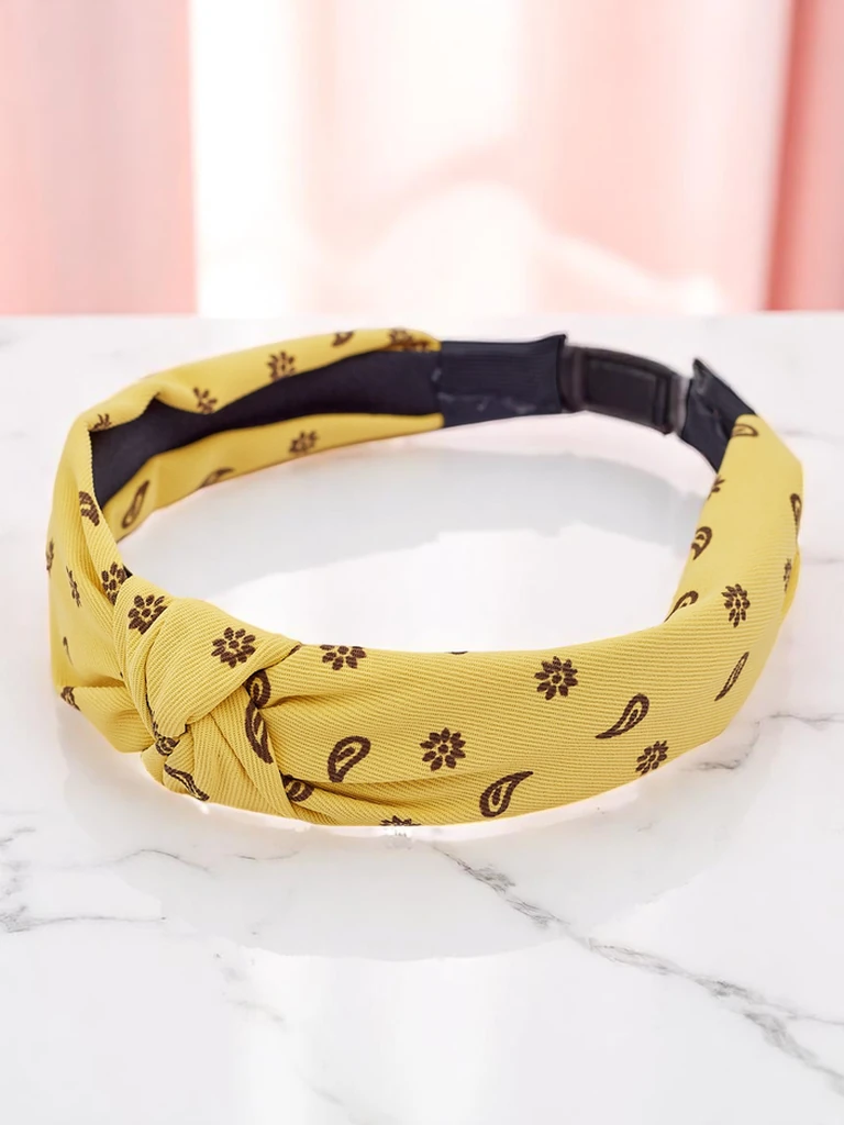 Royalfashion Ластична диадема с плетен десен Grafity Boom