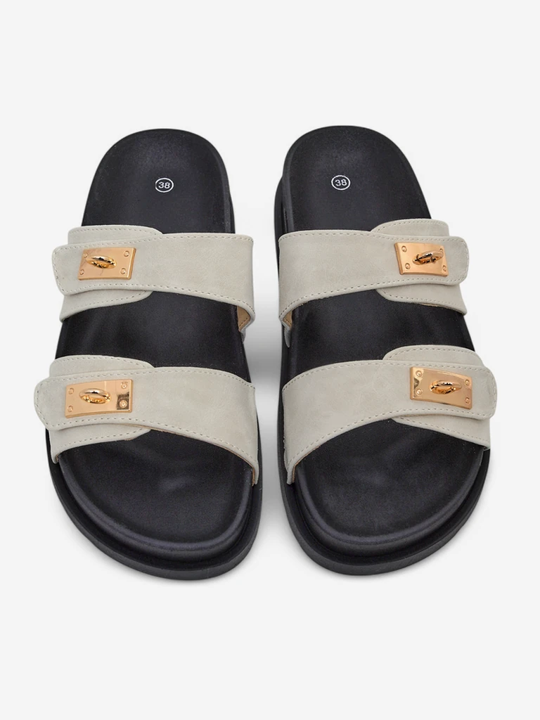 Обувки за жени Royalfashion с декоративни катарами Costes