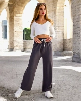 гълъбово сиво