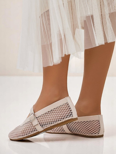 Royalfashion дамски ажурни балеринки с каишка Naommi