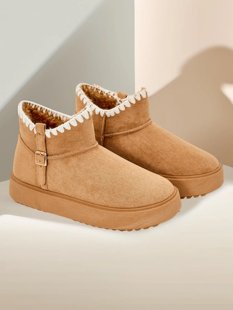 Royalfashion Къси дамски снежни ботуши Ewioz