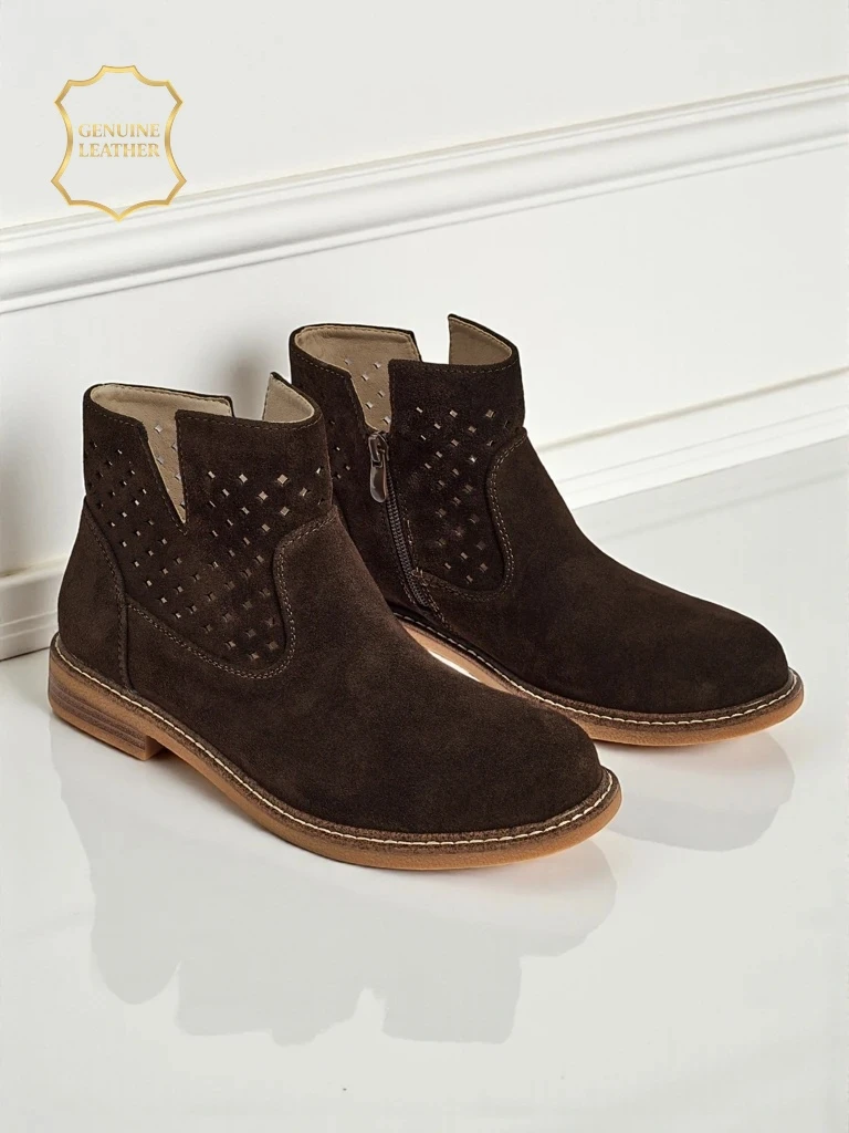 Боти Ariadne от естествен тъмнокафяв велур, плоски токове 3 см