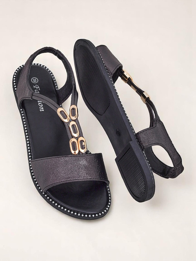 Royalfashion Дамски сандали с декоративни каишки Siena Glow