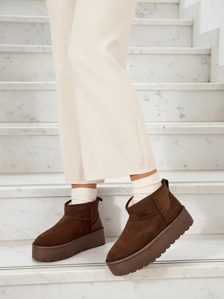 Royalfashion Дамски ботуши за сняг на платформа a'la Dagodo